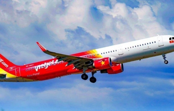 Vietjet (VJC) lãi gần 1.600 tỷ sau 6 tháng, vượt 75% kế hoạch năm