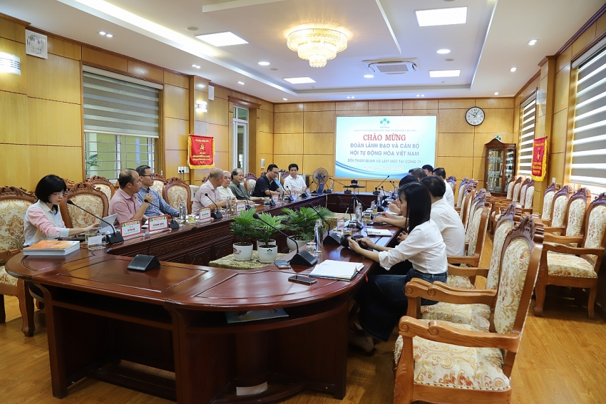 Hội Tự động hóa Việt Nam thăm và làm việc tại Công ty CP Supe Phốt phát và Hóa chất Lâm Thao