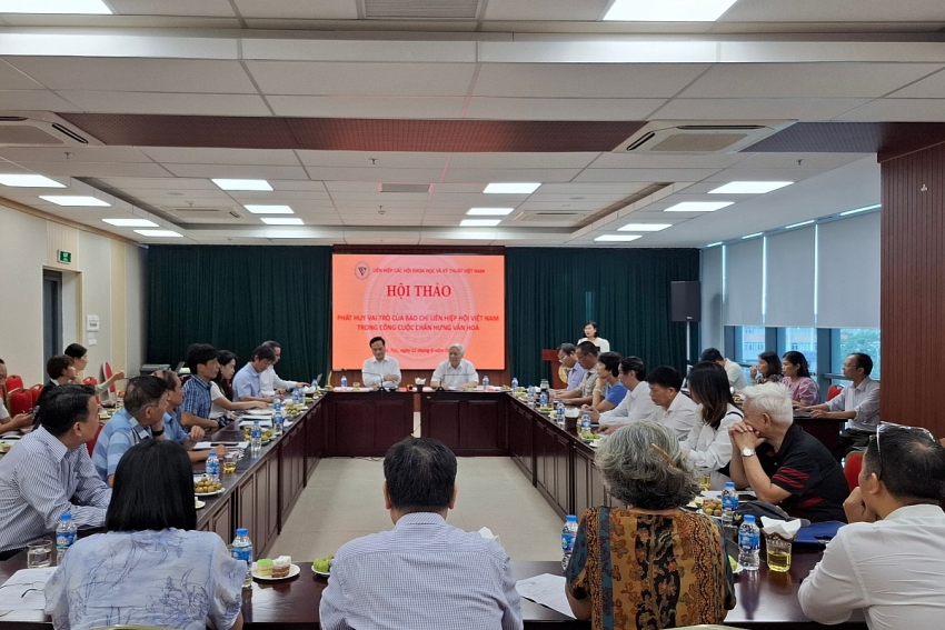 Phát huy vai trò của báo chí trong công cuộc chấn hưng văn hóa