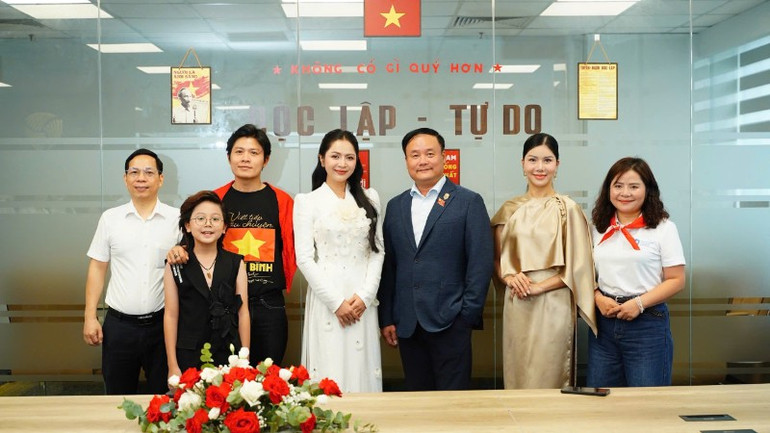 Văn hóa nghệ thuật hướng về trẻ em khuyết tật
