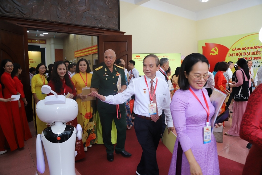 Khởi đầu nhiệm kỳ mới, Phường Yên Hòa đặt mục tiêu đột phá trong chuyển đổi số