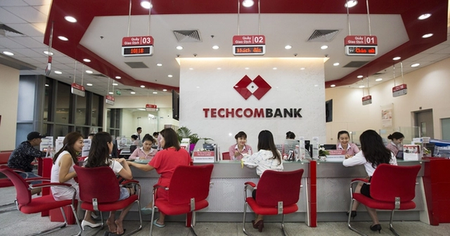 Tin tức ngân hàng nổi bật tuần qua: Techcombank ưu đãi lãi suất gửi 12 tháng cao nhất