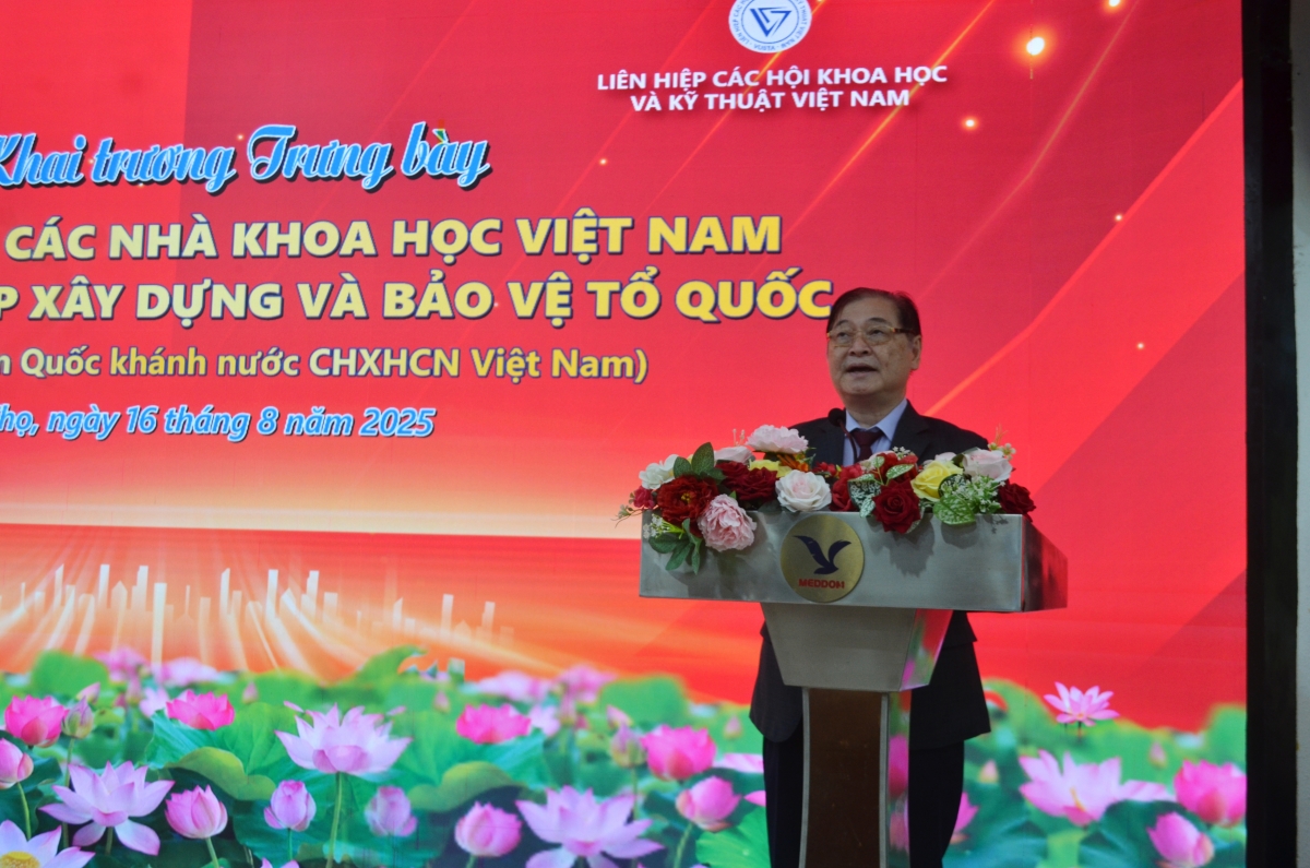 Tôn vinh cống hiến của các nhà khoa học trong những giai đoạn đất nước chuyển mình