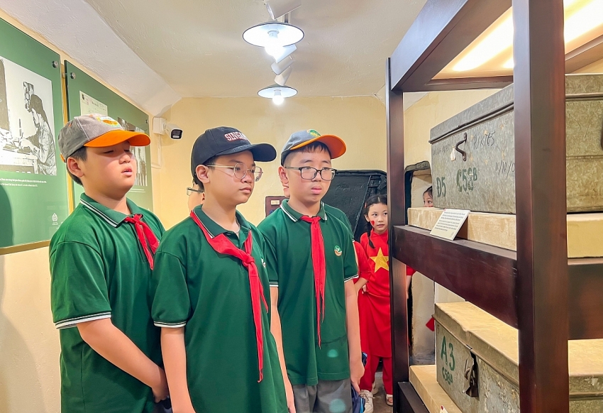 Khơi dậy niềm tự hào dân tộc từ những địa chỉ đỏ trong lòng Hoàng thành Thăng Long