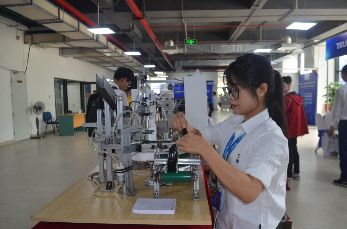 Điểm xét tuyển ngành Kỹ thuật điều khiển và Tự động hóa năm nay giảm ở một số trường