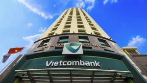Thị trường chứng khoán ngày 27/8: VCB tăng trần, VN Index giữ đà tăng nhẹ bất chấp áp lực chốt lời