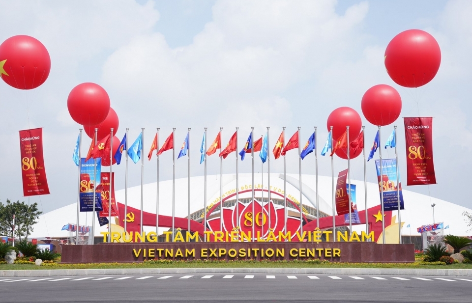 Thủ tướng Phạm Minh Chính: Triển lãm thành tựu đất nước là trường học sống động của lịch sử