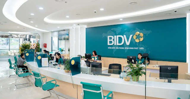 Tin tức ngân hàng nổi bật tuần qua: BIDV và VietinBank ưu đãi đặc biệt cho khách hàng mở tài khoản liên kết VNeID