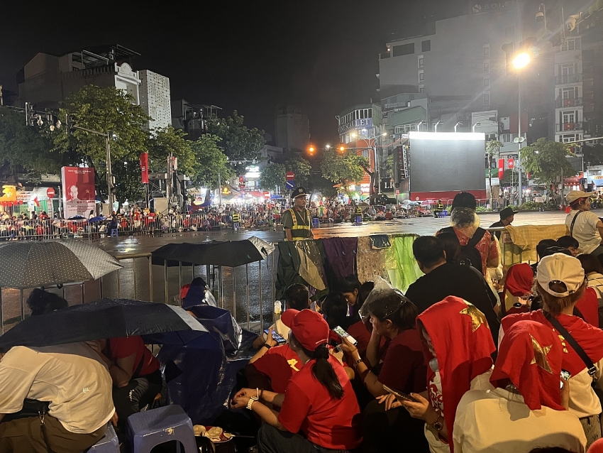 Hà Nội thức trắng đêm chờ tổng duyệt diễu binh, diễu hành A80