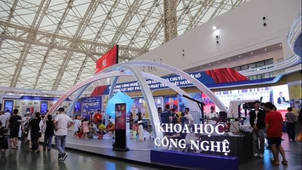 Triển lãm thành tựu KHCN: Trình làng loạt công nghệ "Make in Vietnam" vươn tầm thế giới