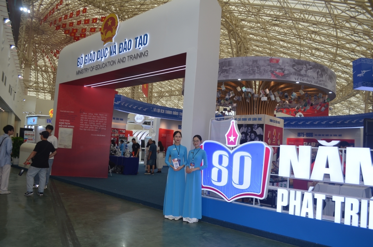 Ngành giáo dục, 80 năm hành trình từ diệt giặc dốt đến chinh phục công nghệ mũi nhọn