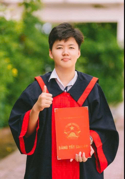 ‘Ngắm’ chân dung 4 thủ khoa lĩnh vực khoa học công nghệ Trường Đại học Bách khoa TP.HCM