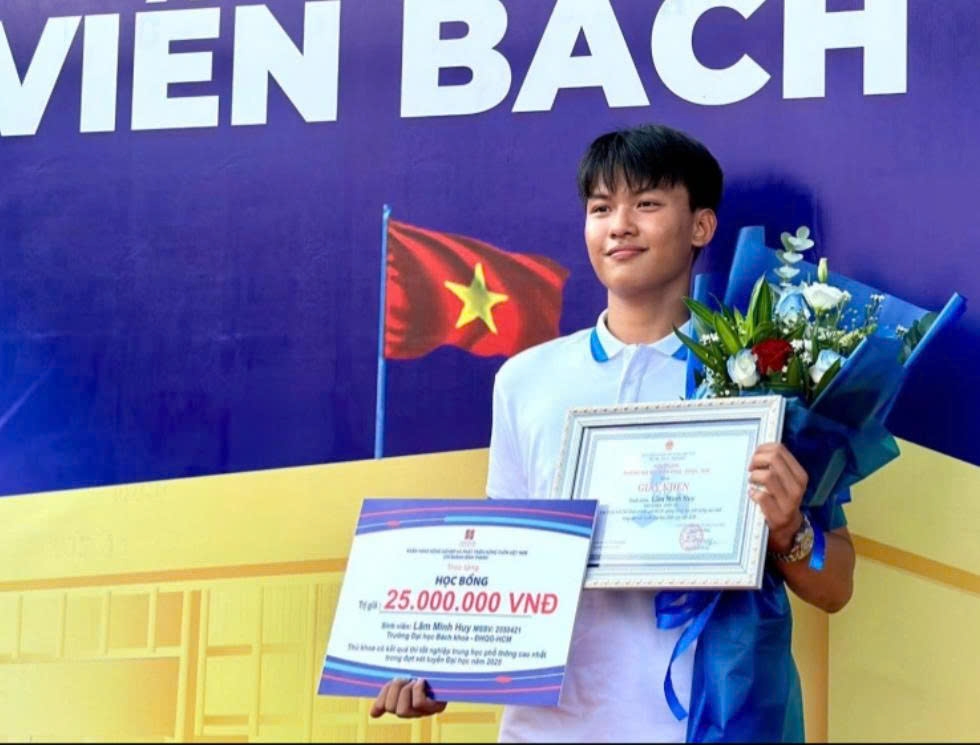 ‘Ngắm’ chân dung 4 thủ khoa lĩnh vực khoa học công nghệ Trường Đại học Bách khoa TP.HCM