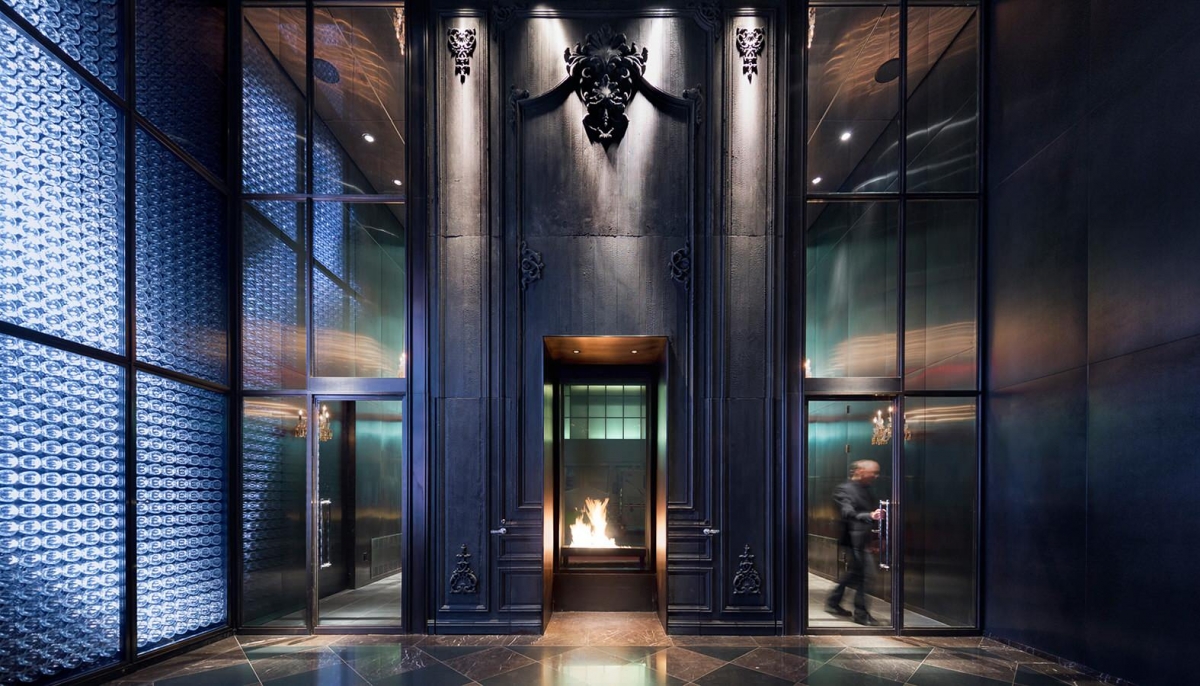 Đại sảnh rực rỡ với 15.000 mảnh pha lê tại Baccarat Hotel & Residences. Nguồn ảnh: Som.com