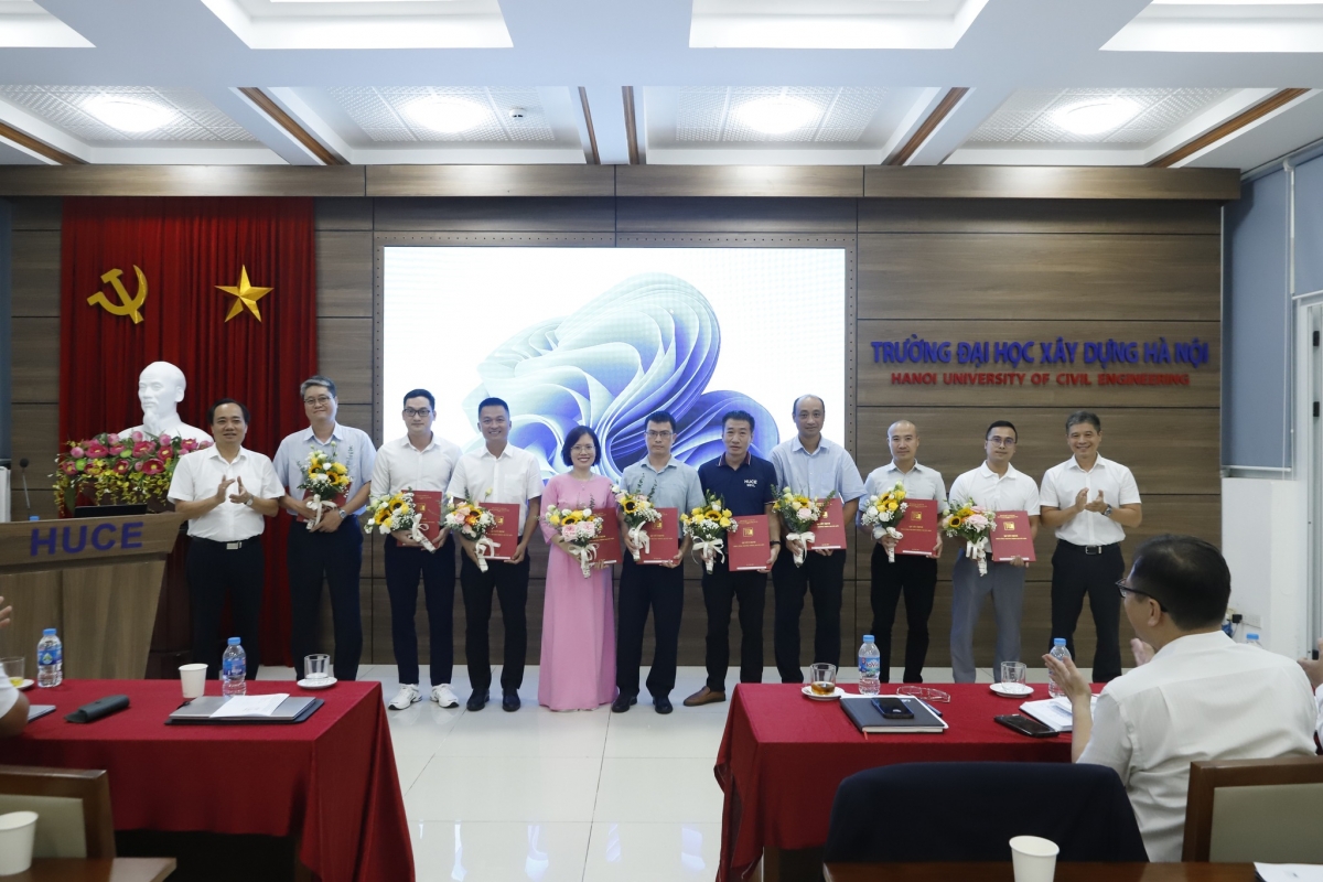 Trường Đại học Xây dựng Hà Nội: Bổ nhiệm Phó Viện trưởng Viện Địa kỹ thuật và Công trình, ra mắt các nhóm chuyên môn