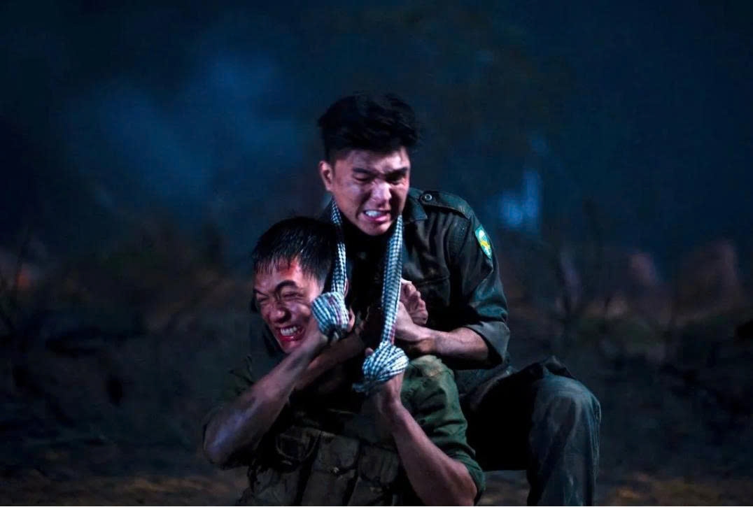 Đạt doanh thu 578 tỷ đồng sau 19 ngày công chiếu, ‘Mưa đỏ’ phá vỡ mọi kỷ lục phòng vé