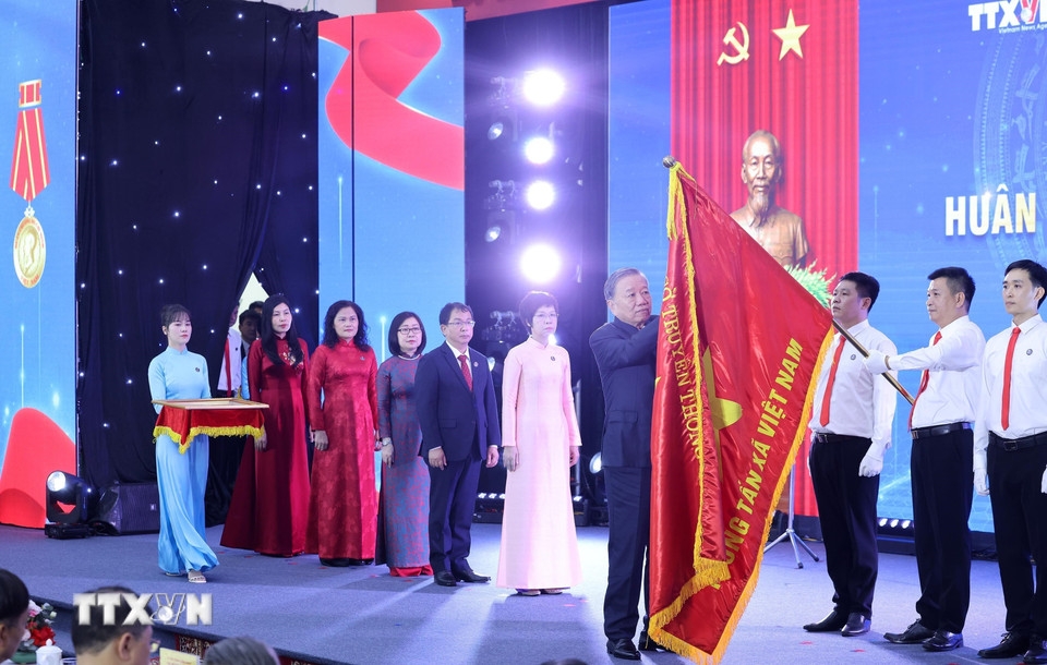 Thông tấn xã Việt Nam đón nhận Huân chương Hồ Chí Minh lần thứ 3 và kỷ niệm 80 năm ngày truyền thống