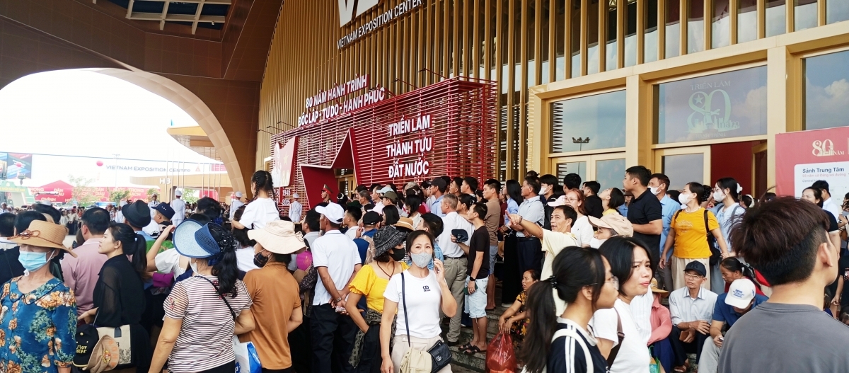 Khép lại chuỗi ngày Triển lãm 80 năm thành tựu đất nước: xây dựng niềm tự hào, lòng biết ơn của nhiều thế hệ