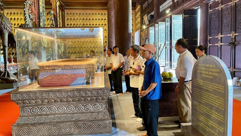 “Nhân chứng thời tiền sử” giữa lòng Di sản Tràng An