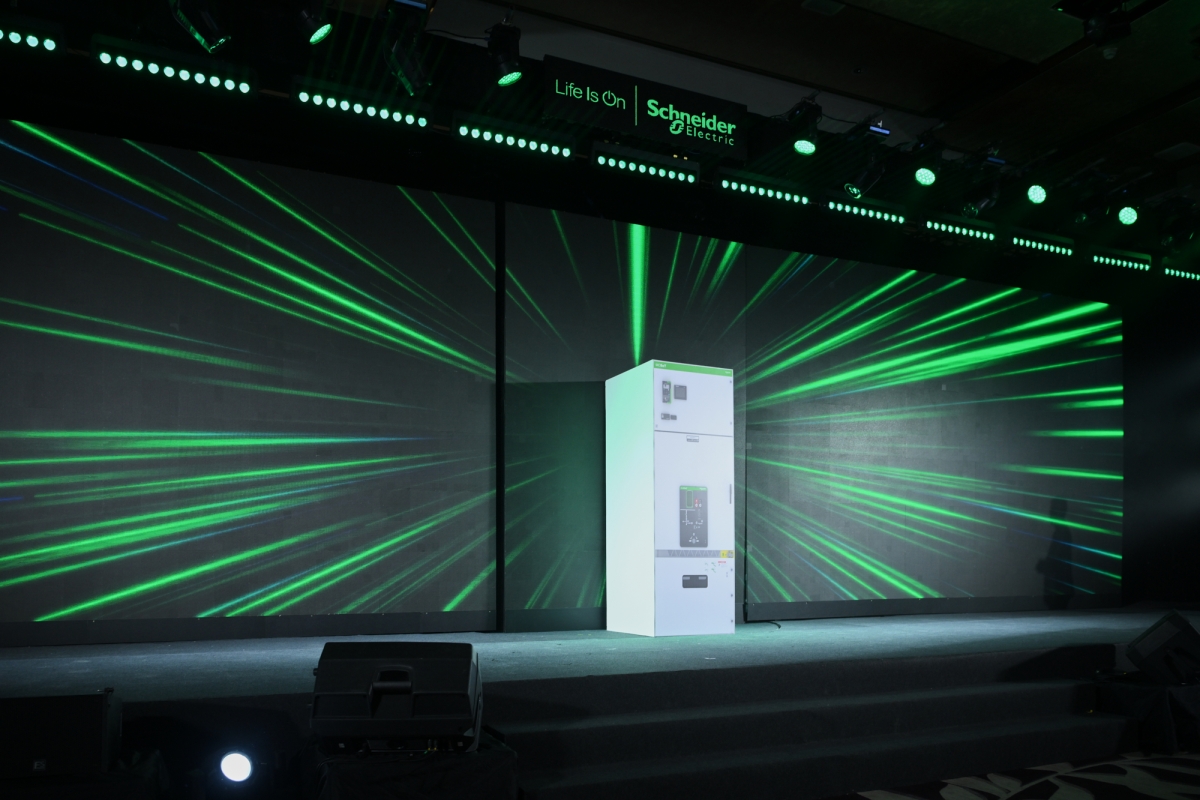 Schneider Electric ra mắt UPS 3 pha Galaxy VXL