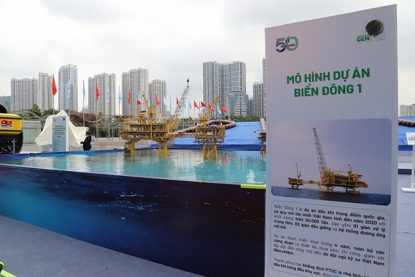 Triển lãm khoa học, công nghệ Petrovietnam: Từ đi tìm lửa đến chuyển đổi năng lượng bền vững