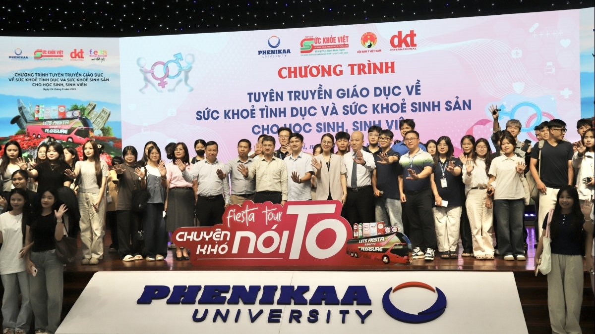 Sức khỏe sinh sản và tình dục an toàn: Hành trang trưởng thành của sinh viên Việt