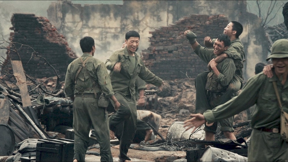 Rời rạp với doanh thu hơn 750 tỷ đồng: ‘Mưa đỏ’ ghi nhiều dấu ấn đáng tự hào