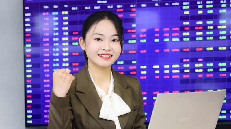 Nhận định phiên giao dịch ngày 30/9: Nắm giữ cổ phiếu duy trì xu hướng tăng