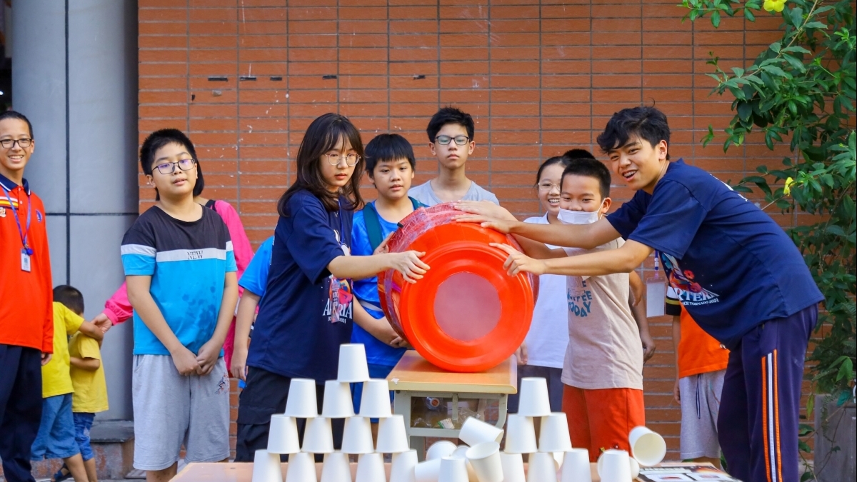 Science Tornado 2025: Khơi dậy đam mê khoa học qua 8 không gian trải nghiệm