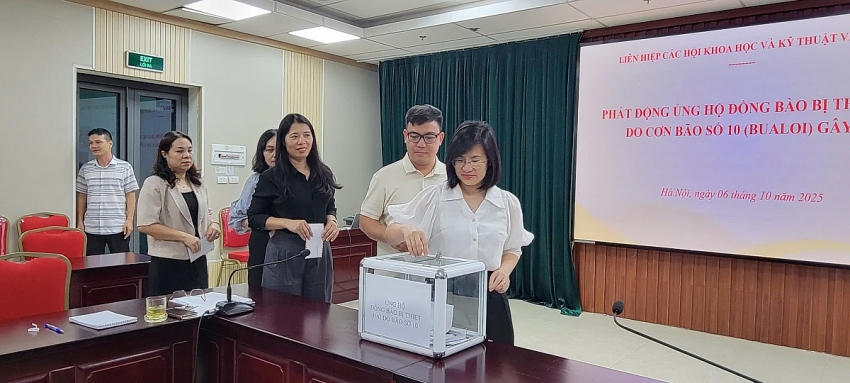 Liên hiệp Hội Việt Nam phát động ủng hộ đồng bào bị ảnh hưởng bão số 10