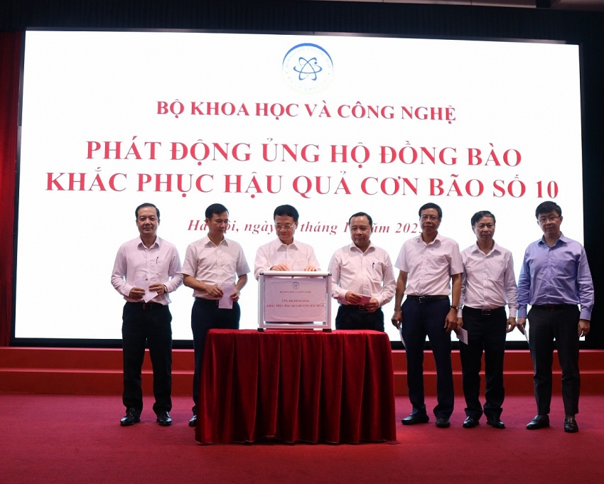 Bộ Khoa học và Công nghệ phát động quyên góp, hướng về đồng bào vùng bão lũ