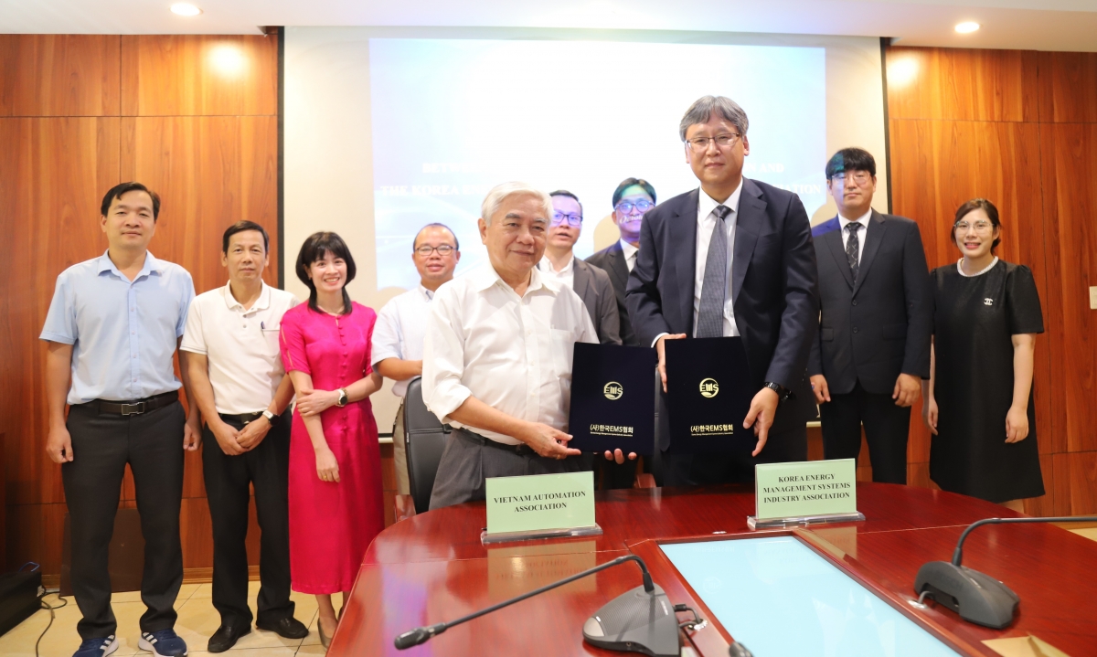 VAA, EMS hợp tác thúc đẩy giao thương và đào tạo các ngành công nghệ mũi nhọn
