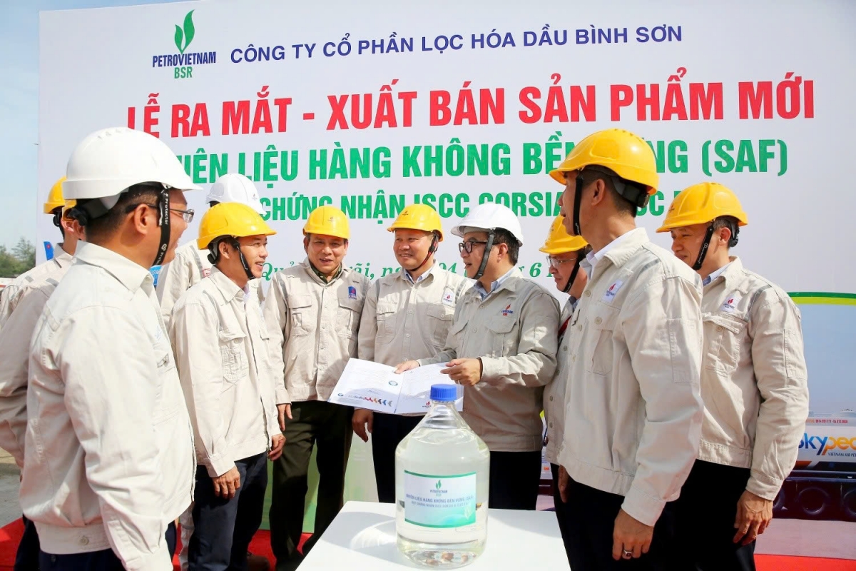 BSR tự hào là một trong những đơn vị tiên phong triển khai thương mại hóa SAF, hướng tới cung cấp giải pháp năng lượng sạch cho các hãng hàng không trong nước và quốc tế.