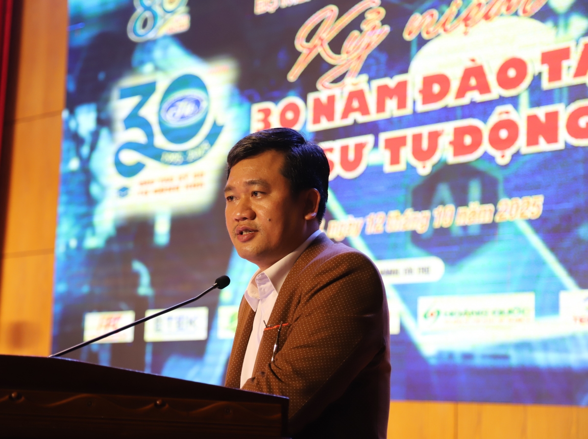 Hành trình 30 năm đào tạo Kỹ sư Tự động hóa của Trường Đại học Giao thông Vận tải
