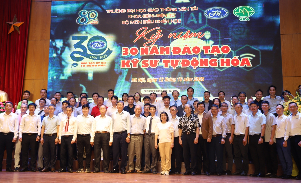 Hành trình 30 năm đào tạo Kỹ sư Tự động hóa của Trường Đại học Giao thông Vận tải