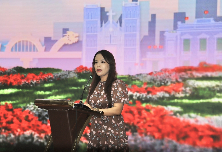 Sinh viên Cao đẳng Thương mại và Du lịch Hà Nội hào hứng với chương trình giáo dục sức khỏe sinh sản Sinh viên Cao đẳng Thương mại và Du lịch Hà Nội hào hứng với chương trình giáo dục sức khỏe sinh sản