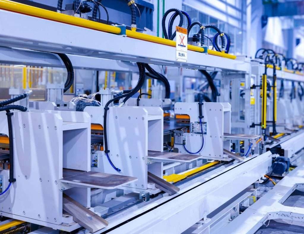 “Tái định nghĩa” sản xuất bằng AI và robot toàn cầu