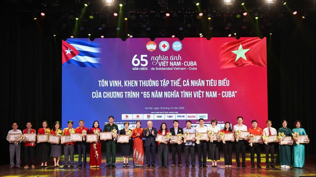 615 tỷ đồng và những câu chuyện lay động lòng người từ "65 năm nghĩa tình Việt Nam - Cuba"