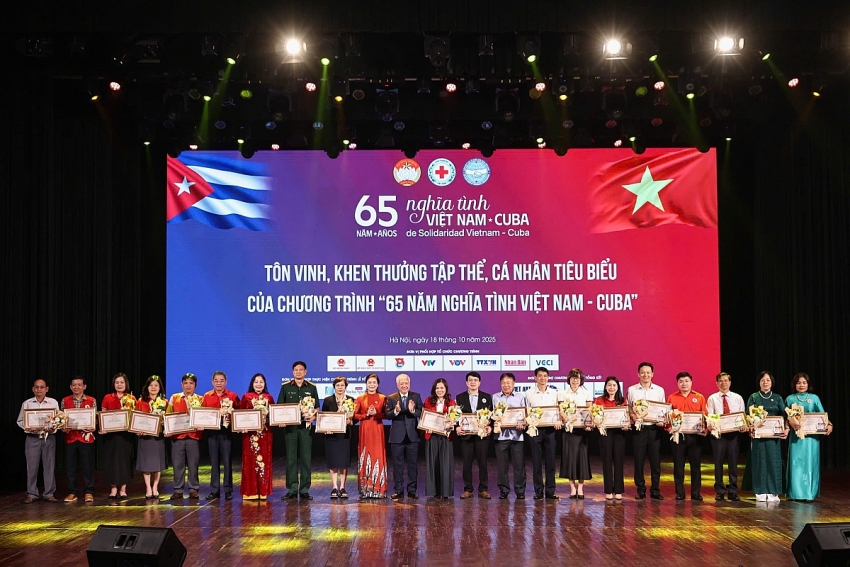 615 tỷ đồng và những câu chuyện lay động lòng người từ 