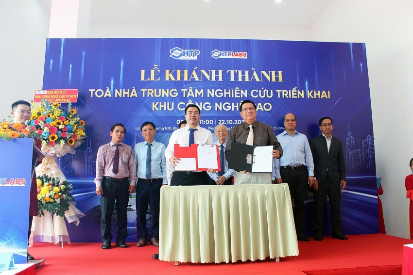 VRA ký kết hợp tác chiến lược với SHTPLabs, thúc đẩy phát triển Robot và Tự động hóa Việt Nam