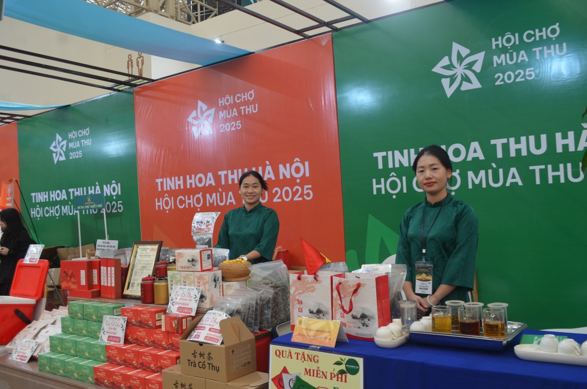 Siêu hội chợ 6 nhất thu hút hàng trăm nghìn lượt khách tham quan, mua sắm mỗi ngày