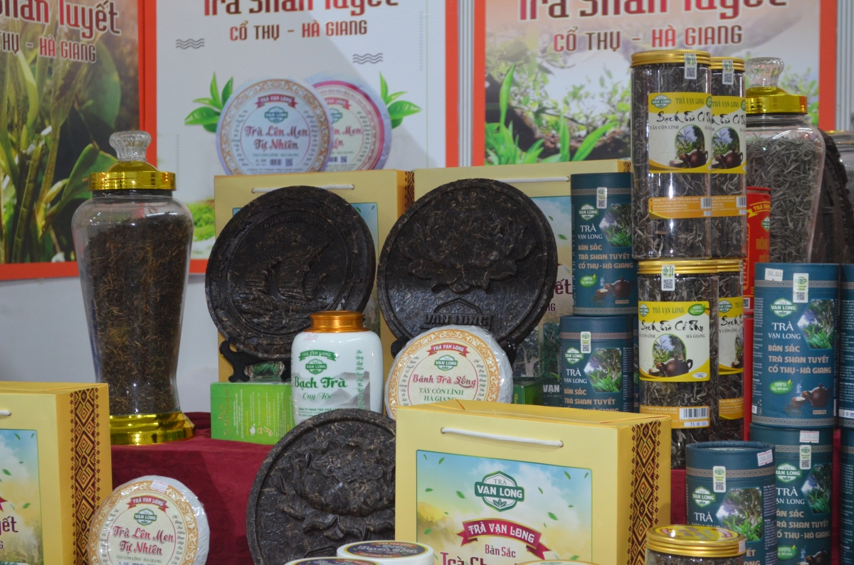 Siêu hội chợ 6 nhất thu hút hàng trăm nghìn lượt khách tham quan, mua sắm mỗi ngày