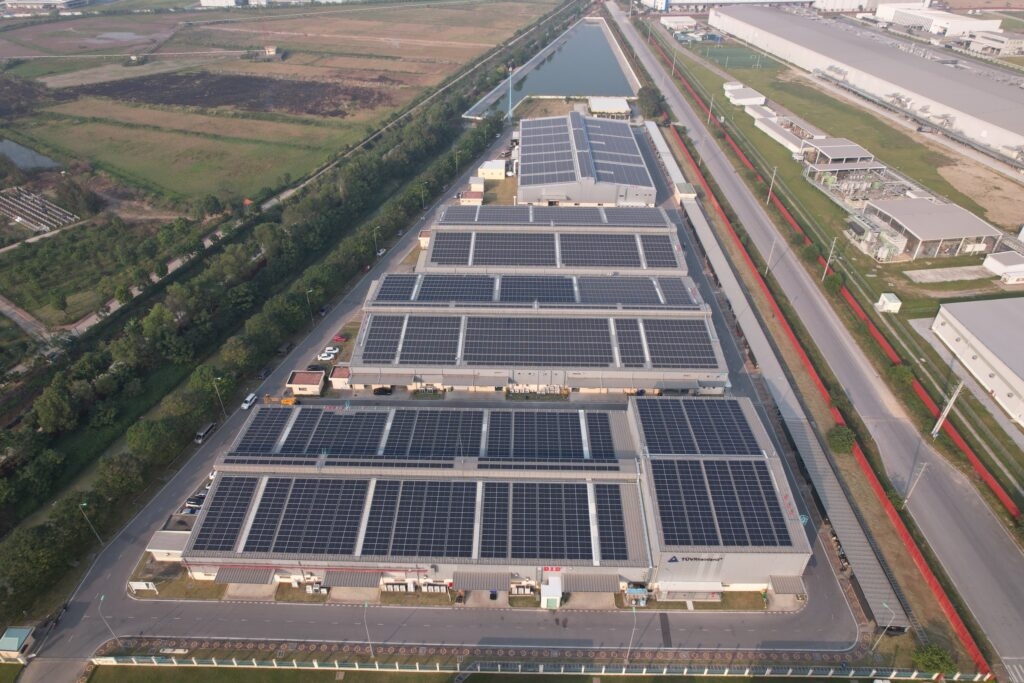 RE100 và áp lực của doanh nghiệp toàn cầu