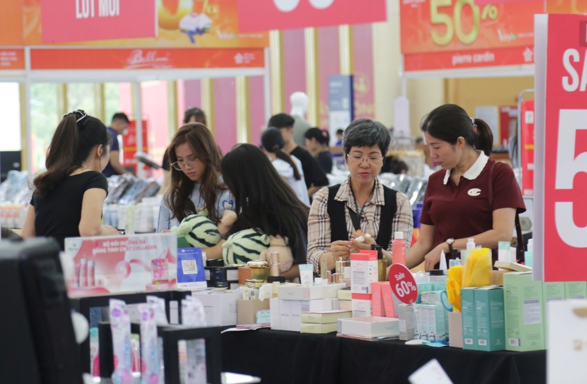 Online Friday 2025: Xây dựng môi trường mua sắm trực tuyến an toàn và tin cậy