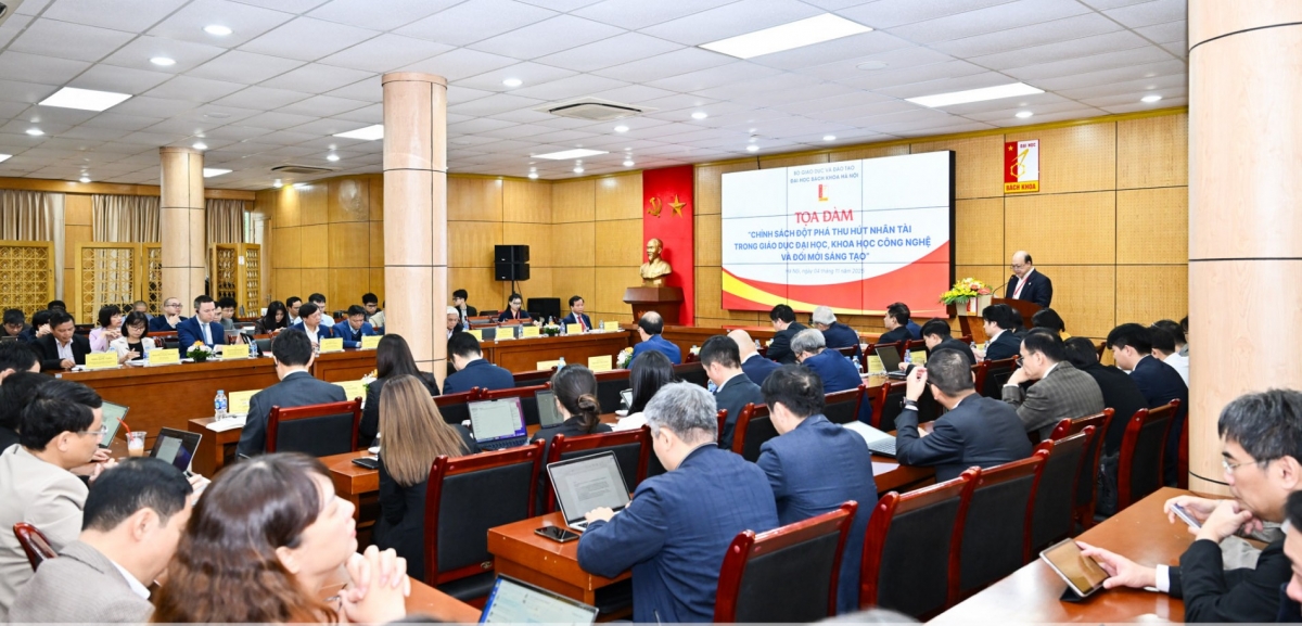 Gỡ vướng chính sách thu hút nhân tài bằng thực tế cuộc sống và phát huy năng lực người tài