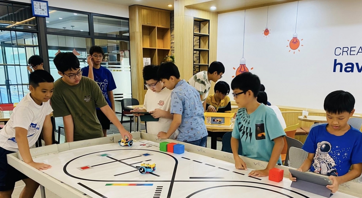 Câu lạc bộ Robotics Tạ Quang Bửu: Khơi nguồn đam mê công nghệ cho các tài năng trẻ