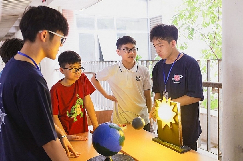 Triển lãm Thiên văn học Amstro’s Gallery 2025: Hành trình 