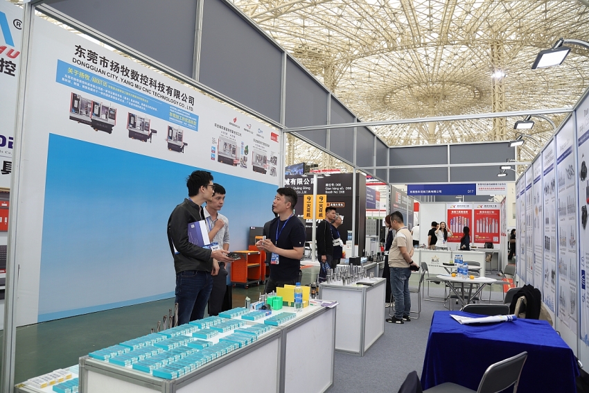 Khai mạc Triển lãm Máy công cụ Quốc tế CMES Vietnam 2025: Kết nối công nghệ - kiến tạo sản xuất thông minh