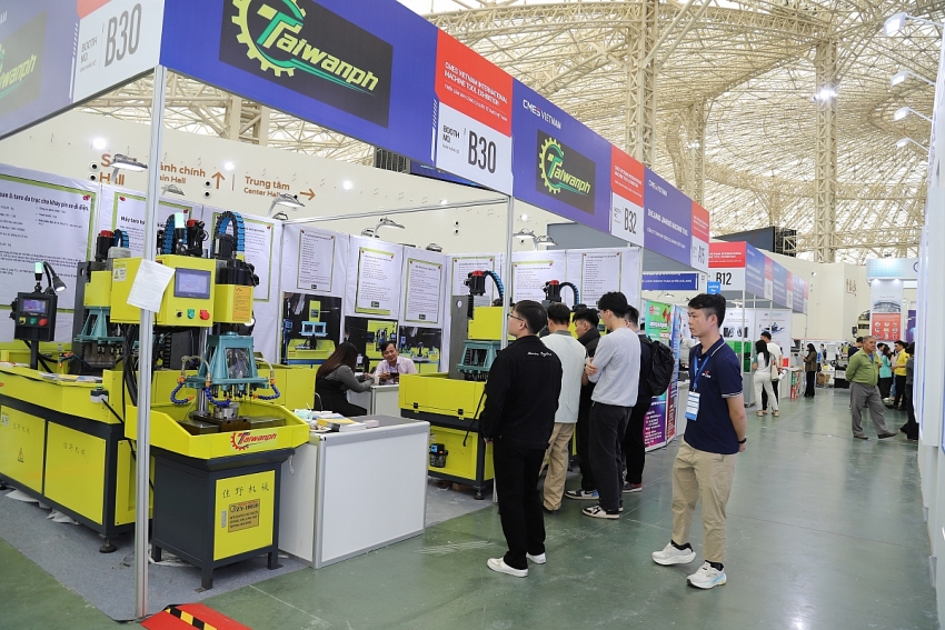 Khai mạc Triển lãm Máy công cụ Quốc tế CMES Vietnam 2025: Kết nối công nghệ - kiến tạo sản xuất thông minh