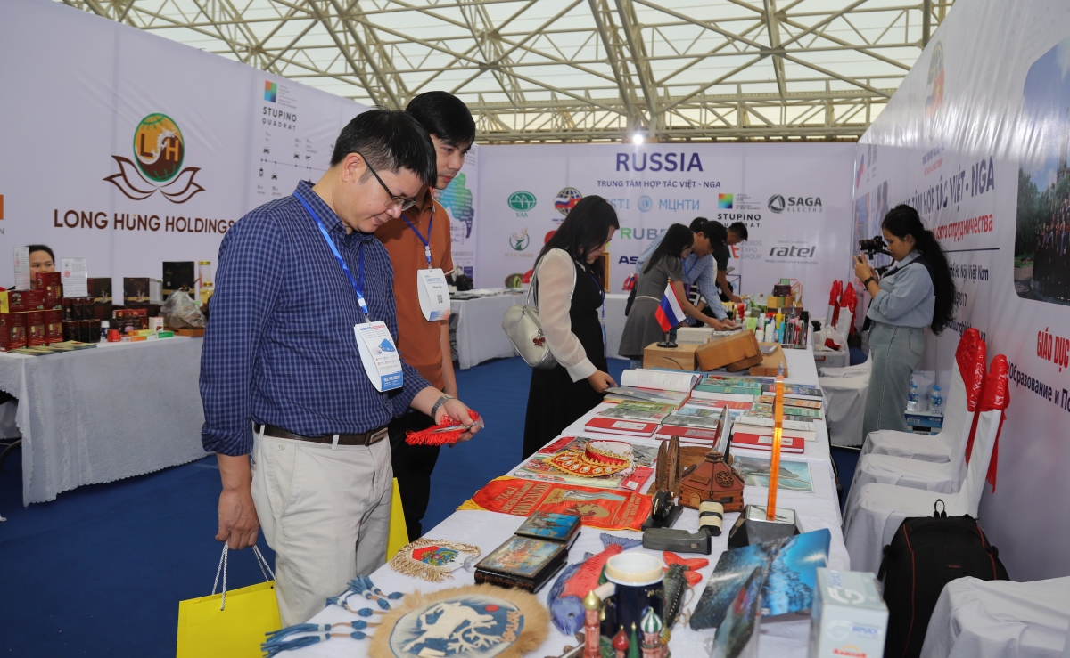 VAA và đoàn doanh nghiệp Nga kết nối giao thương trong lĩnh vực khoa học công nghệ và chuyển đổi số